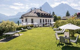 Aparthotel Ansitz Felsenheim